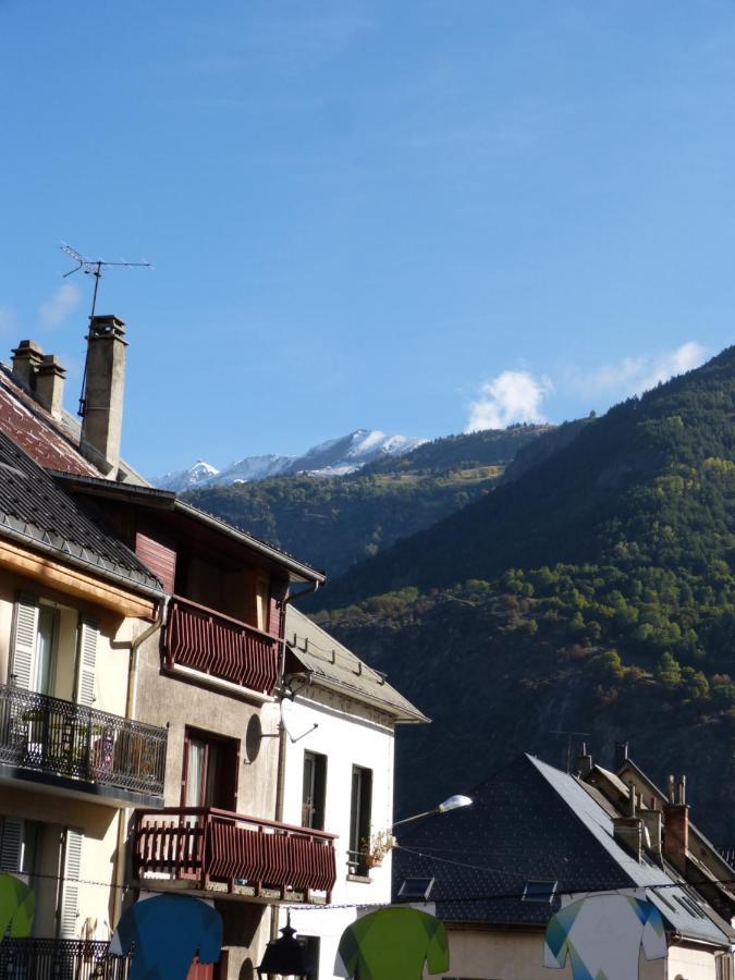 Appartement Grenat Bourg D'Oisans Le Bourg-dʼOisans Exterior foto